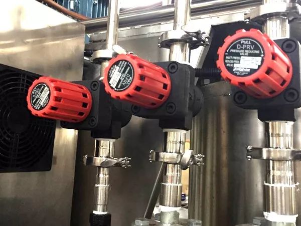 蒸汽減壓閥的使用工況現(xiàn)場(chǎng)介紹(圖3) 蒸汽減壓閥的選用和安裝要點(diǎn)(圖3)